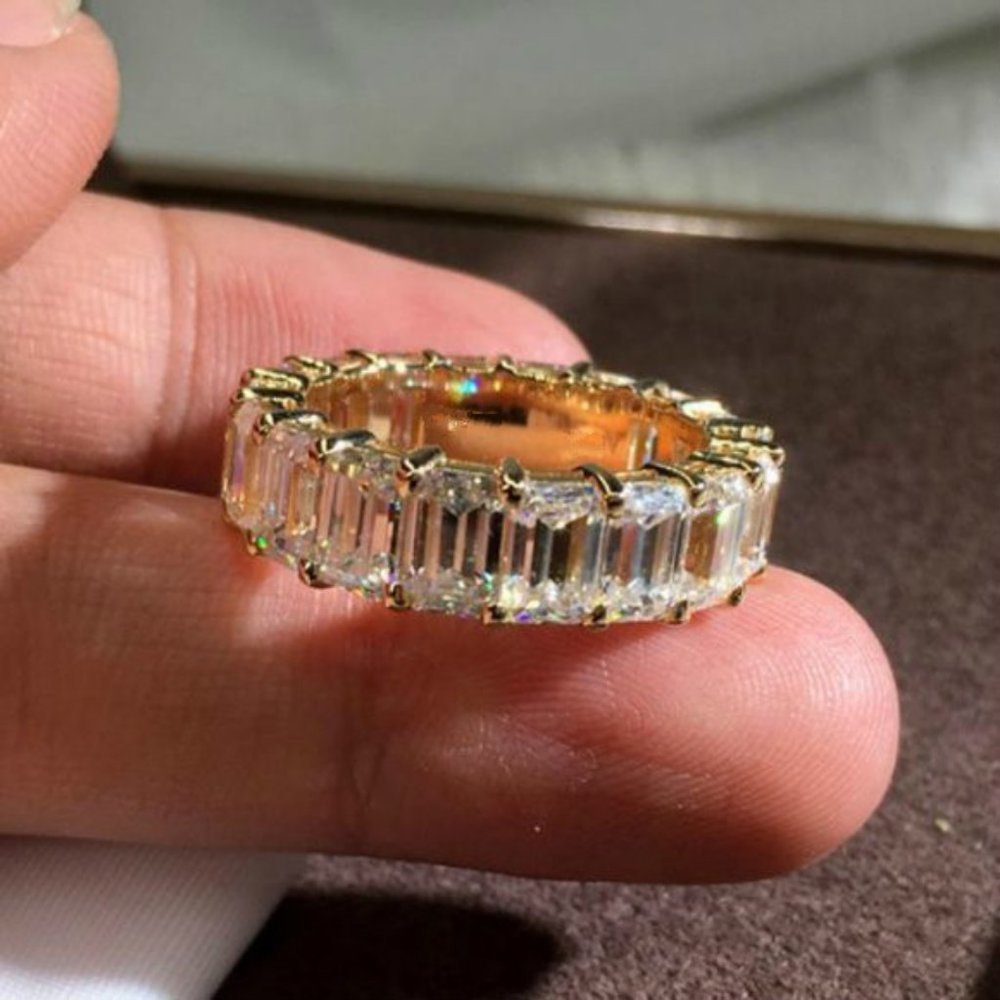 NEW 18K Yellow Gold Baguette Diamond Eternity Ring - Picture 4 of 5